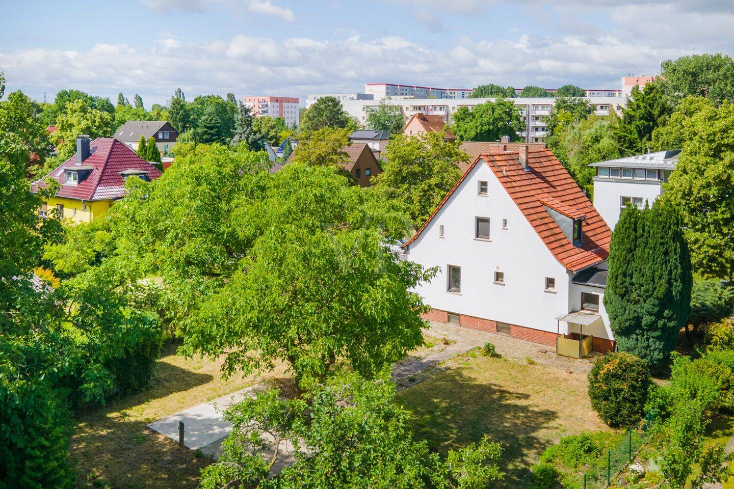 Einfamilienhaus mit Vollkeller und Garage auf großzügigem Grundstück – 12683 Berlin – Vorschaubild 3