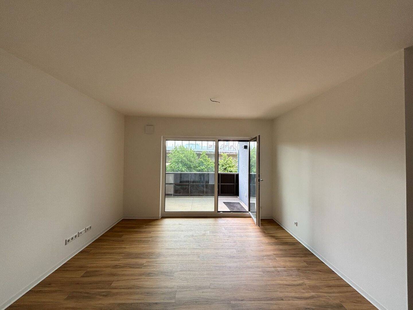 Erstbezug * Großzügige 2-Zi.-Whg. mit hochwertiger Ausstattung und Balkon! * – 1159 Dresden – Vorschaubild 5
