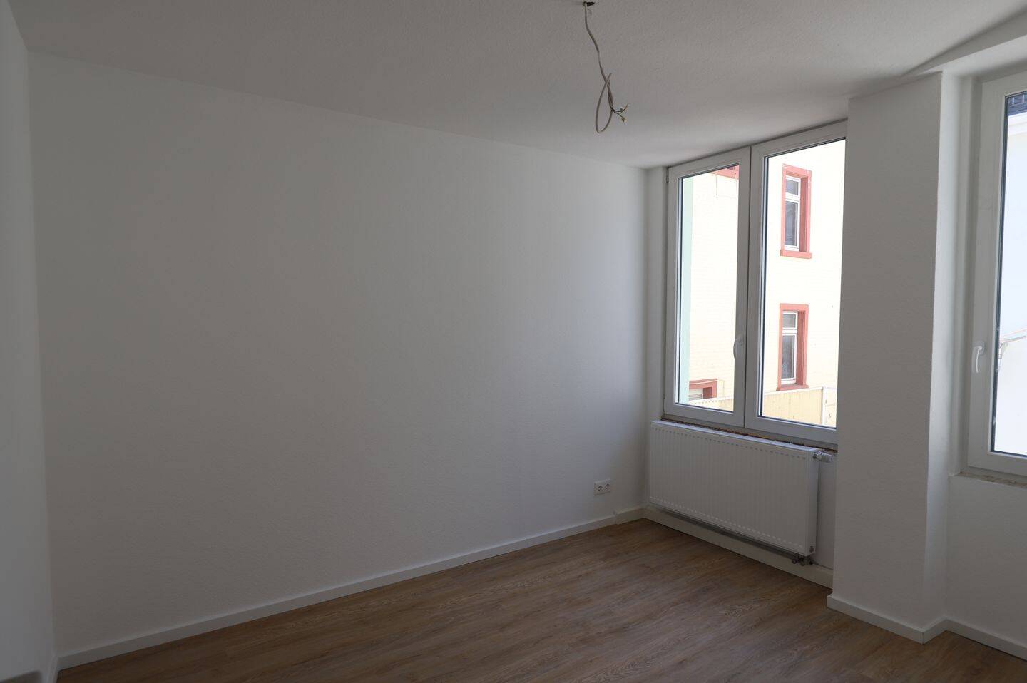 Erstbezug nach hochwertiger Sanierung – Stilvoll wohnen in Darmstadt-Bessungen – 64295 Darmstadt – Vorschaubild 3