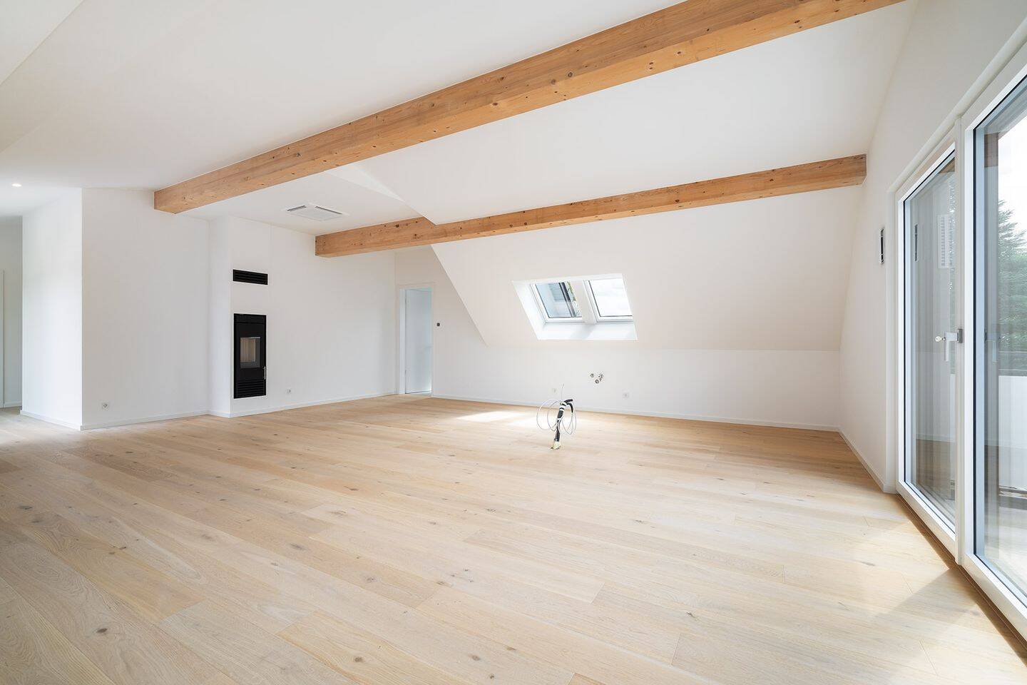 Exklusives Penthouse mit 4 Zimmern, großer Sonnenterrasse und offenem Wohnkonzept – 81739 München – Vorschaubild 3