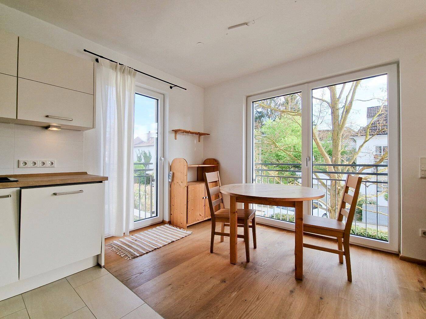 Lichtdurchflutet, komfortabel, bezugsfrei! Moderne Traumwohnung im schönen Obermenzing. – 81247 München – Vorschaubild 6