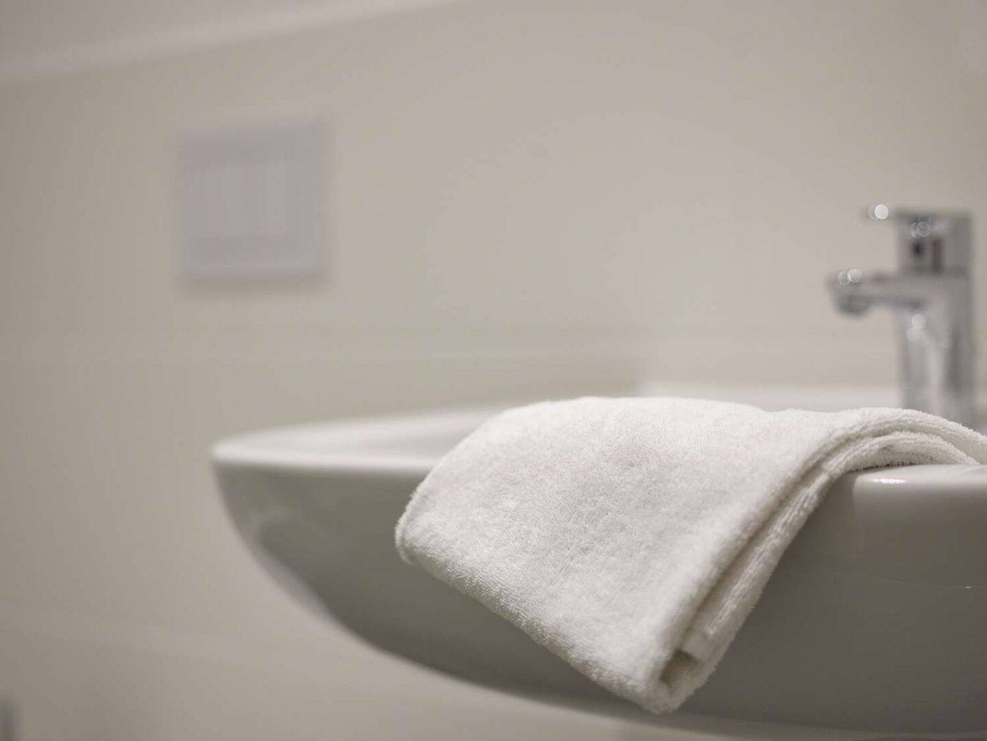 Vollmöbliertes 1 Zimmer Apartment in München-Riem nähe Messe – „Sorglos-Rundum-Paket“ – München – Vorschaubild 3