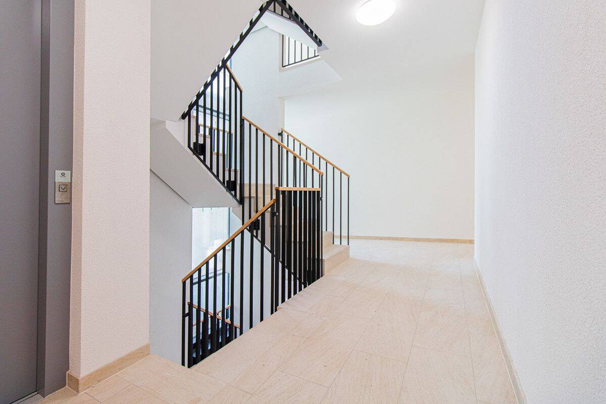 Großzügige 2-Zimmer Wohnung mit schöner Loggia zu vermieten! – 74072 Heilbronn – Vorschaubild 4
