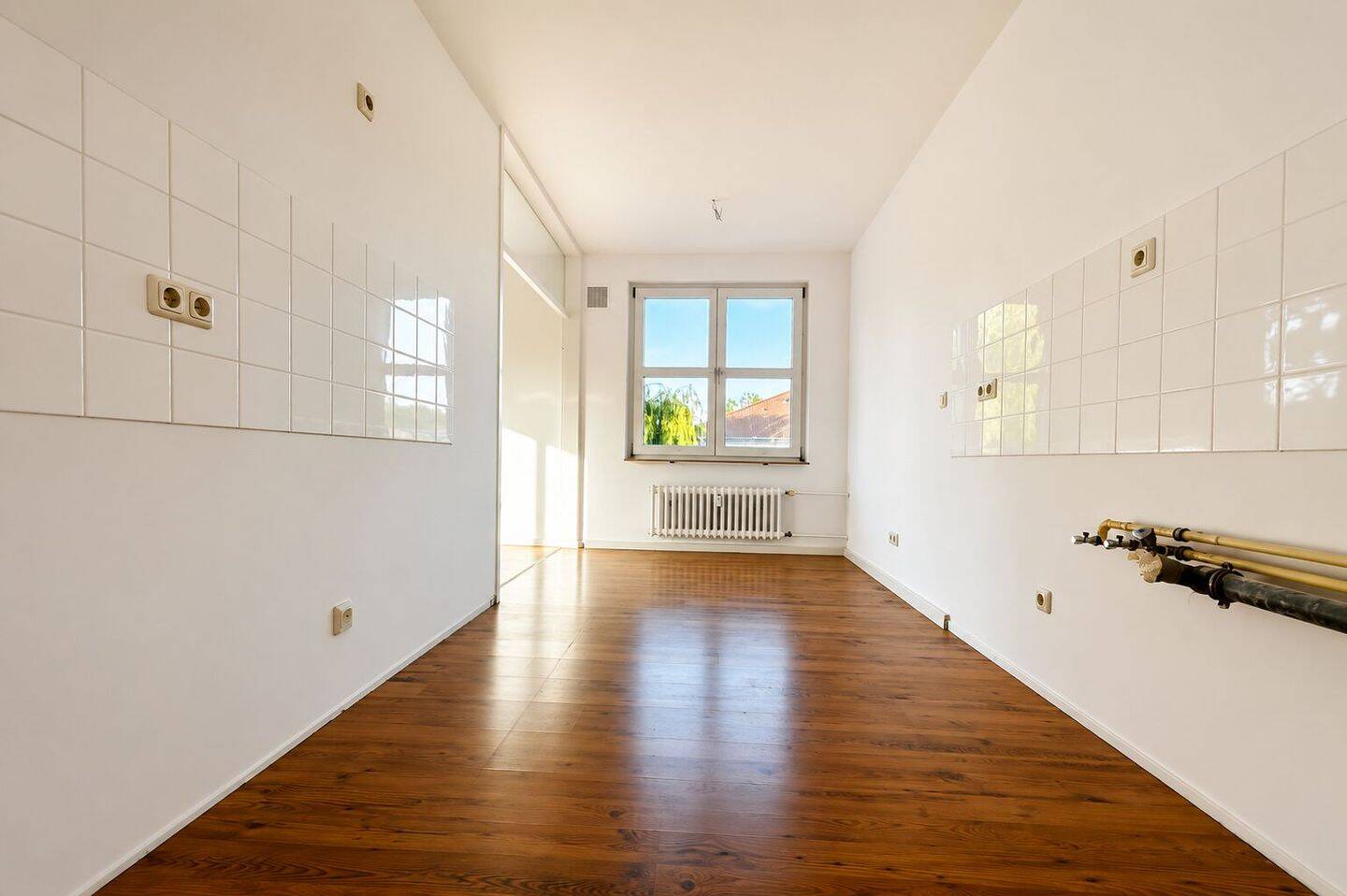 Bezugsfrei: Helle 3-Zimmer-Wohnung mit Balkon in der begehrten Pfarrsiedlung – Berlin – Vorschaubild 3