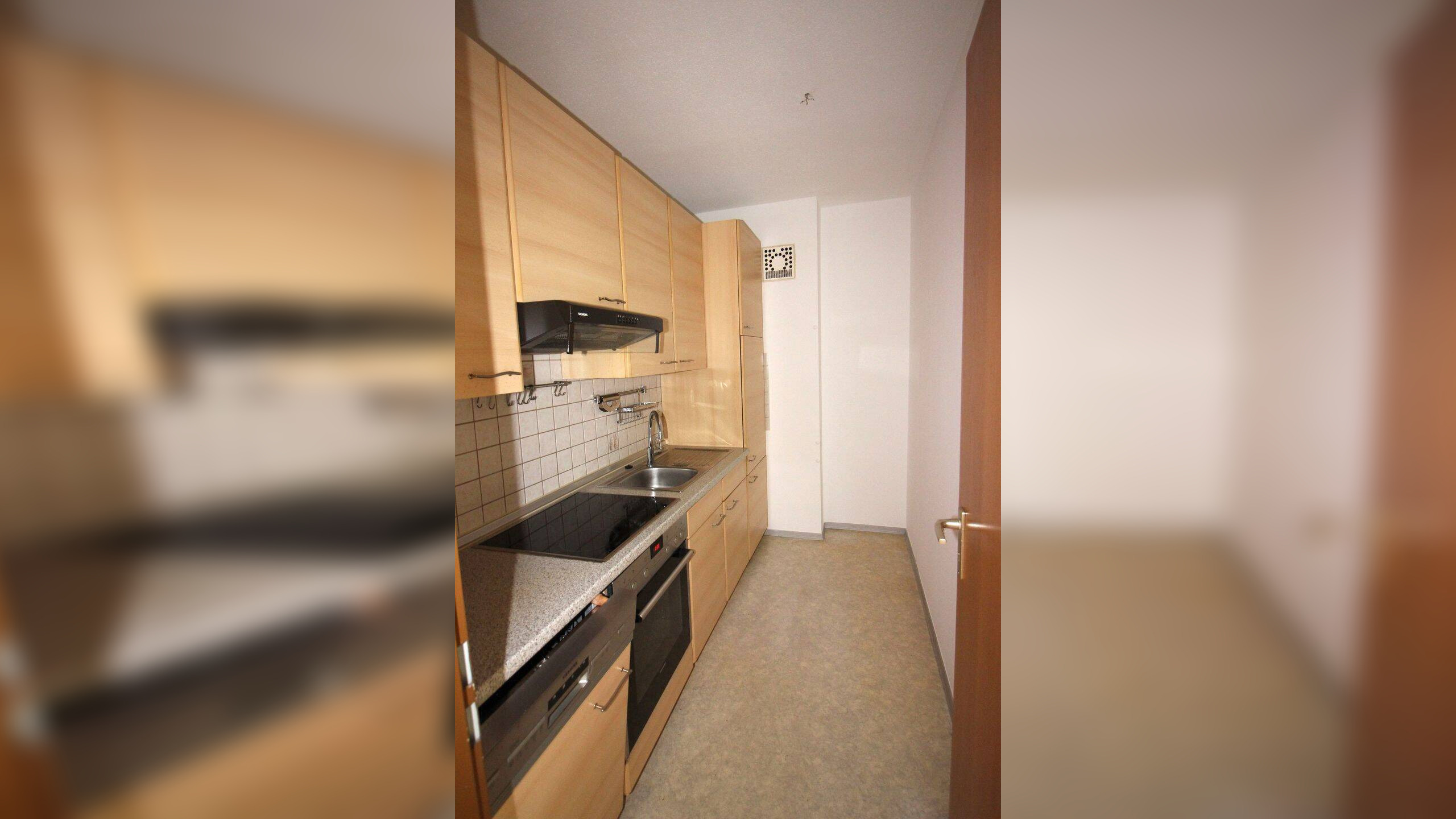 Gemütliche 2-Zimmer-Wohnung mit Terrasse und TG-Stellplatz in Deggendorf – 94469 Deggendorf – Vorschaubild 4