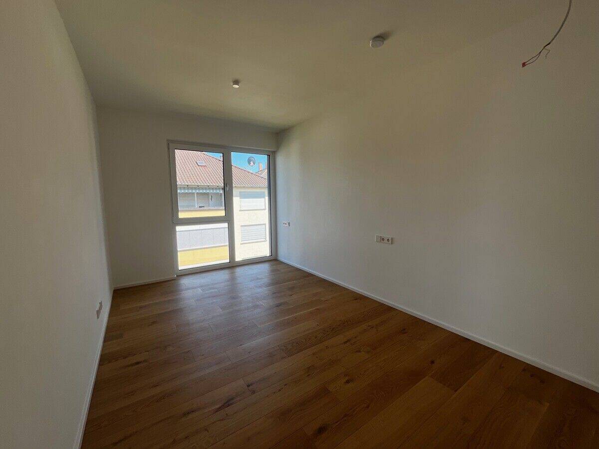 Eindrucksvolle 3-Zimmer Wohnung in bester Lage zu vermieten! – 74072 Heilbronn – Vorschaubild 3