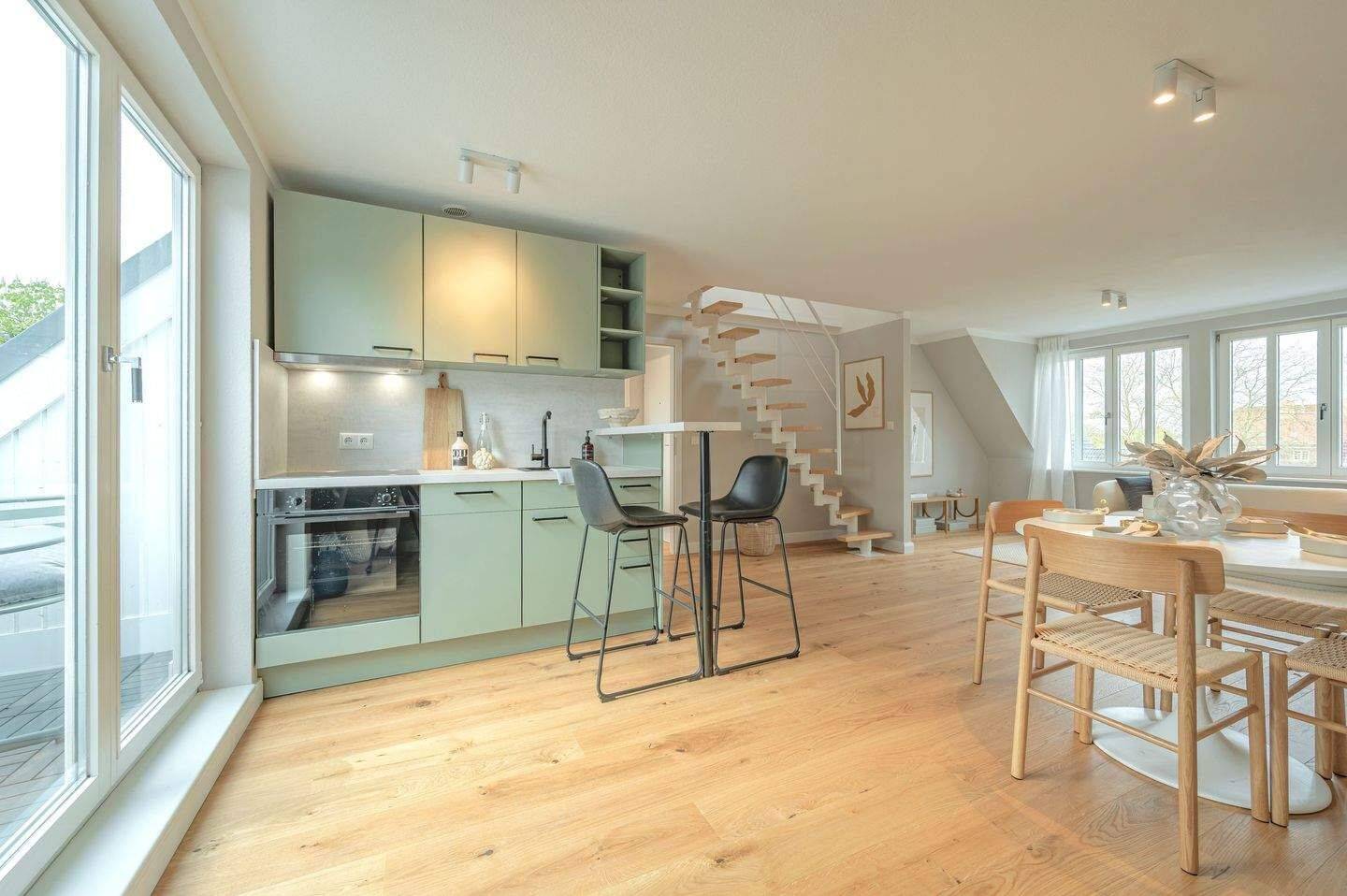 Ohne Makler: Lichtdurchflutete Maisonette- Endetage mit Galerieebene und Loggia – 22335 Hamburg – Vorschaubild 3