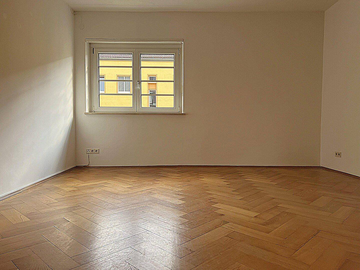 2,5-Zimmer-Altbauwohnung mit Balkon in Untergiesing, Denkmalschutz – 81543 München – Vorschaubild 3