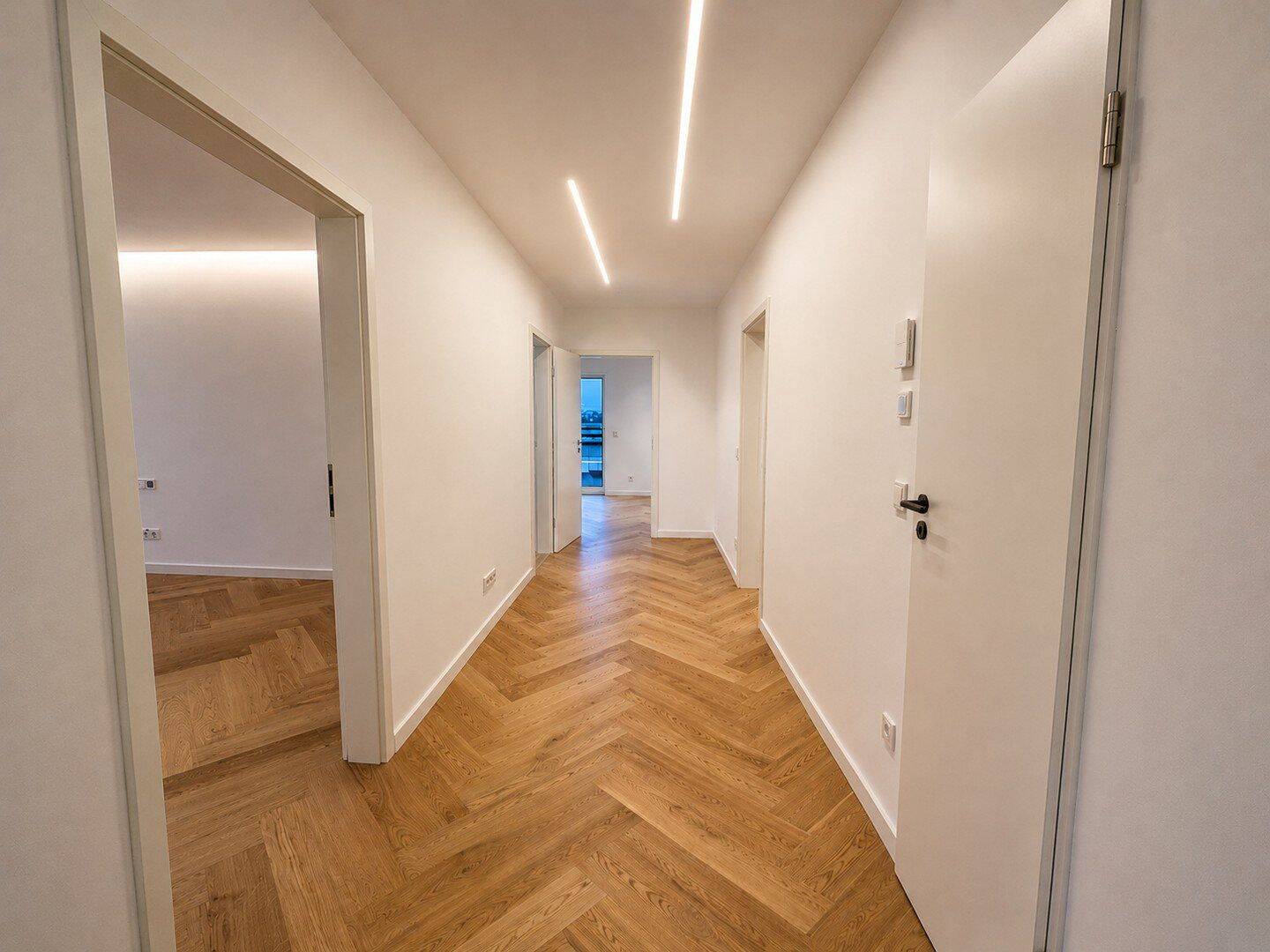 EXKLUSIVER WOHNTRAUM ÜBER KÖLN: PENTHOUSE MIT SPEKTAKULÄRER 97 M² DACHTERRASSE, PROVISIONSFREI – 50858 Köln – Vorschaubild 3