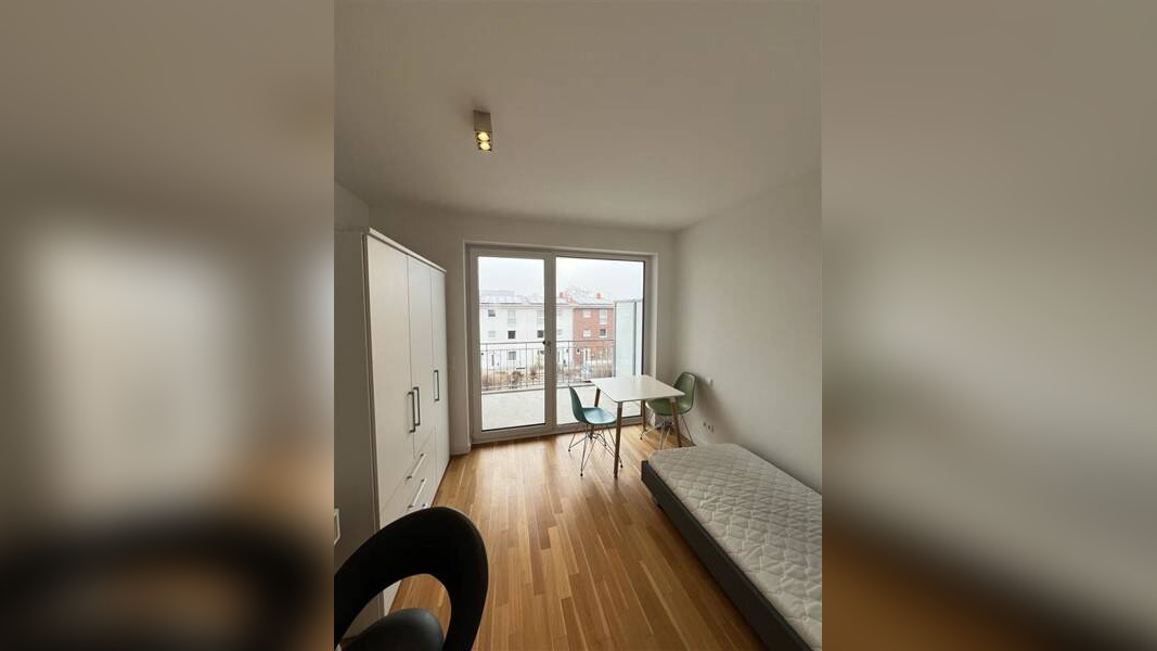 Einziehen & losleben: Modernes WG-Zimmer in stilvoller 3er-WG – sofort verfügbar – 22525 Hamburg – Vorschaubild 3