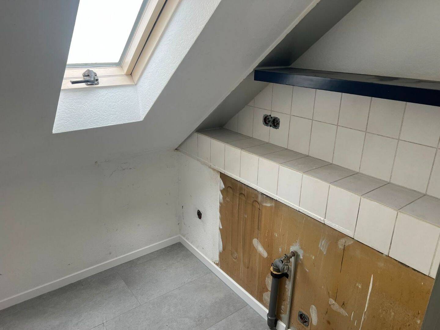 Gemütliche 2-Zimmer DG-Wohnung – Mainz – 55124 Mainz – Vorschaubild 4