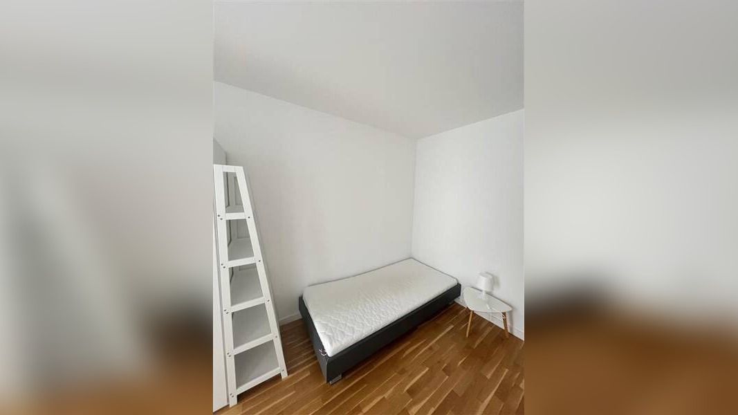 Einziehen & wohlfühlen: Modernes WG-Zimmer mit Stil und Komfort – sofort verfügbar – 22525 Hamburg – Vorschaubild 3