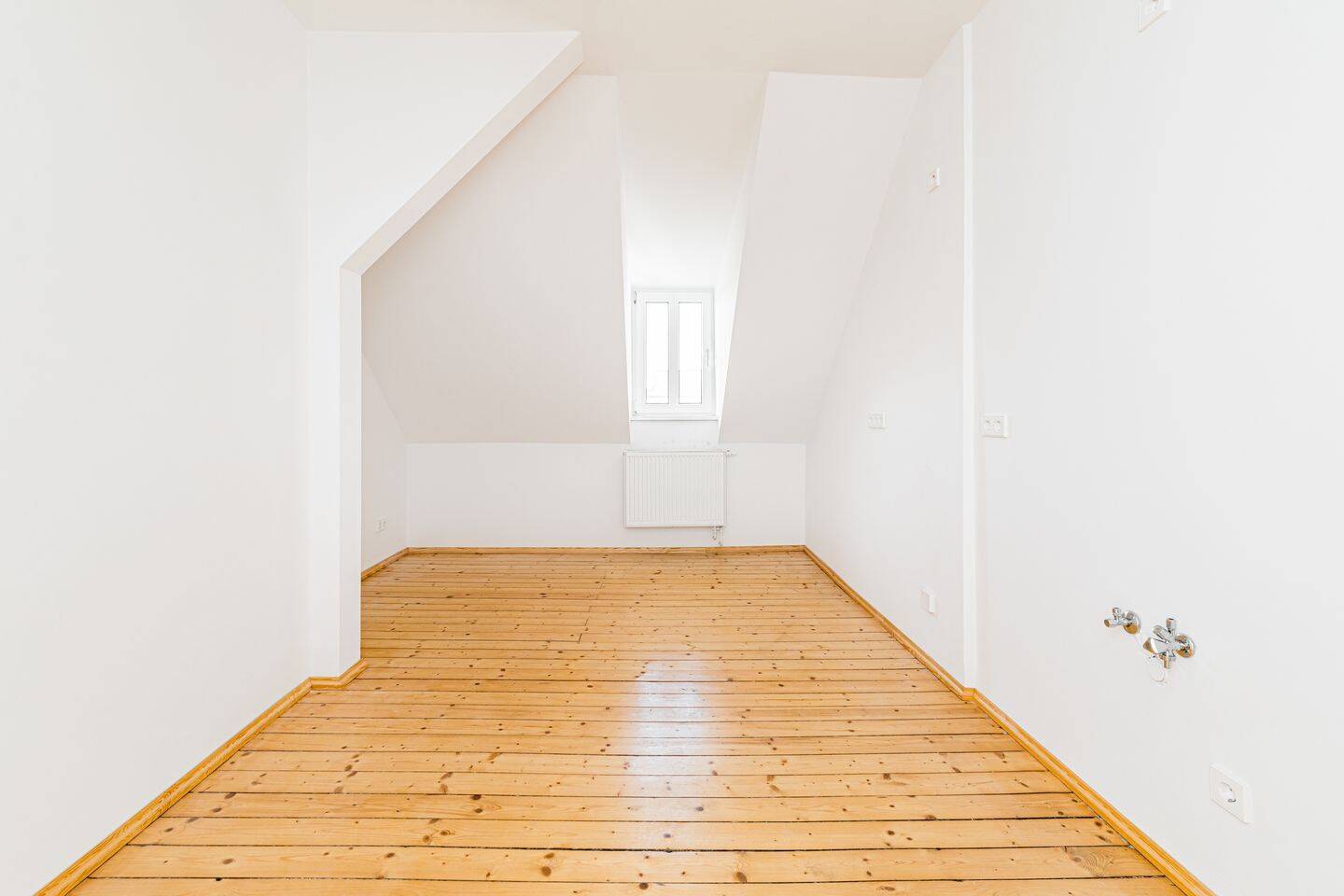 Charmante Dachgeschosswohnung im Herzen von Plagwitz – Leipzig – Vorschaubild 3
