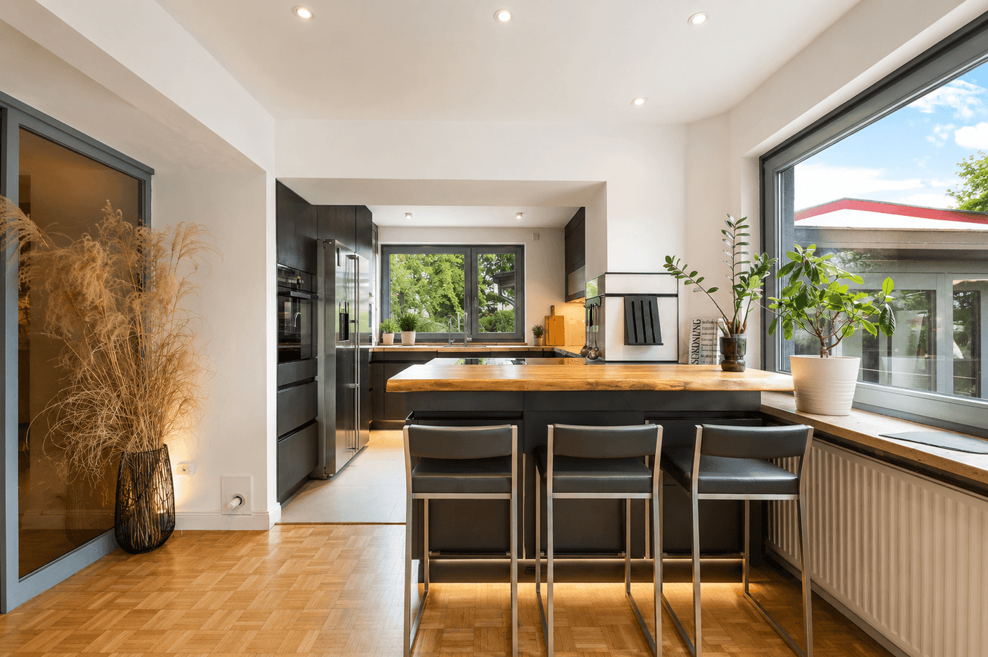 Hochwertige Architektenvilla mit Pool, Sauna & Spa-Whirlpool in exklusiver Hanglage über Bremen – 28717 Bremen – Vorschaubild 3