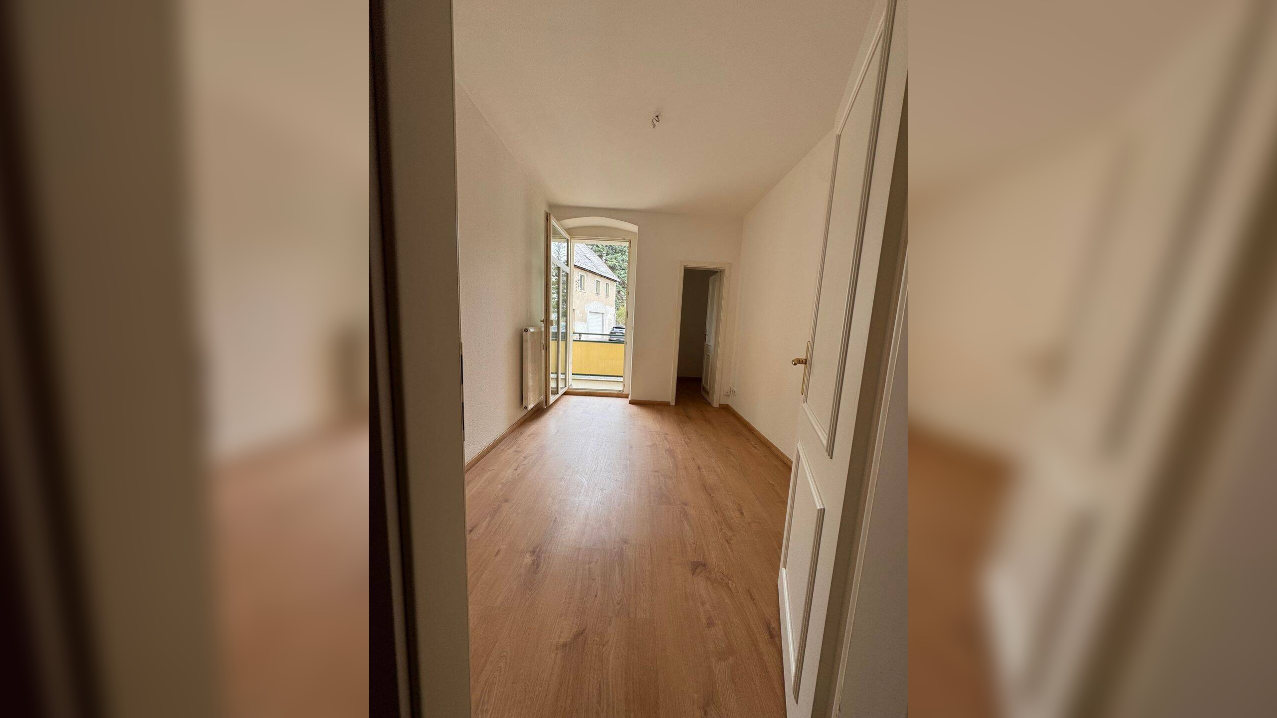 61qm | renoviert | Balkon | Parkett | zentrumsnah | Stellplatz – Chemnitz – Vorschaubild 3