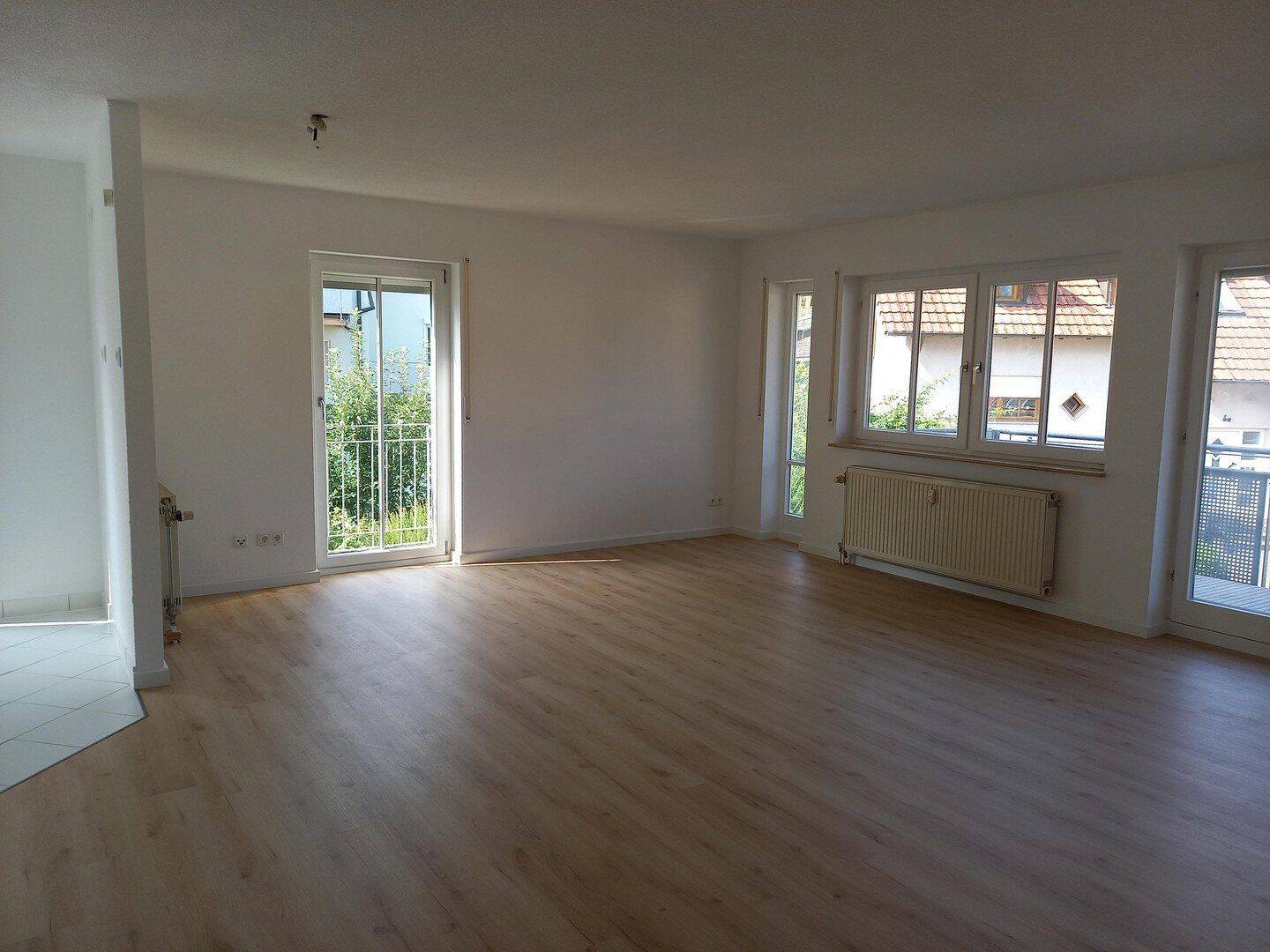 Lichtdurchflutete Zweizimmerwohnung – 79112 Freiburg im Breisgau – Vorschaubild 3