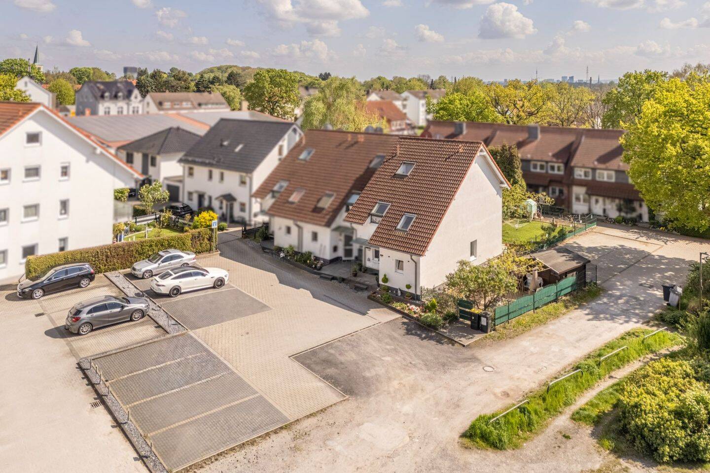 Perfekt für die Familie: Gehobenes Reiheneckhaus mit Südgarten in ruhiger Lage von Dortmund – 44339 Dortmund – Vorschaubild 3