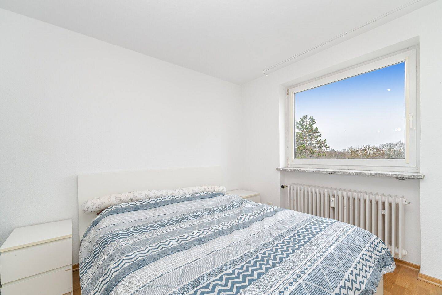 3-Zimmer-Wohnung mit Balkon im obersten Geschoss in München-Bogenhausen / Englschalking – 81927 München – Vorschaubild 3