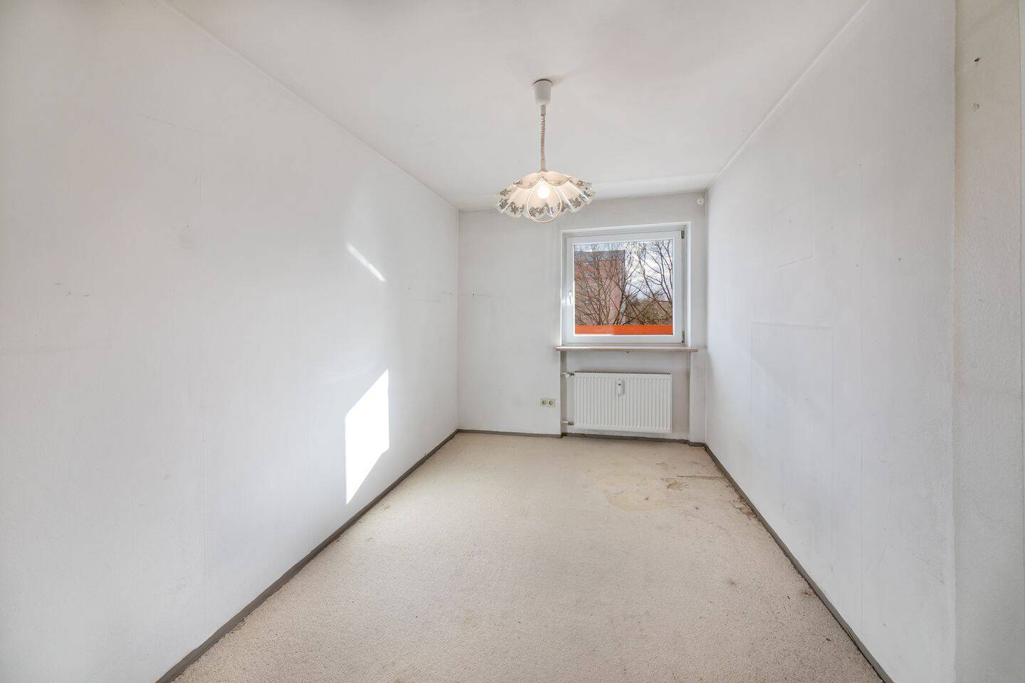 Helle 3-Zi.-Wohnung mit Loggia und weitläufigem Blick ins Grüne in Großhadern – Blumenau – 80689 München – Vorschaubild 3