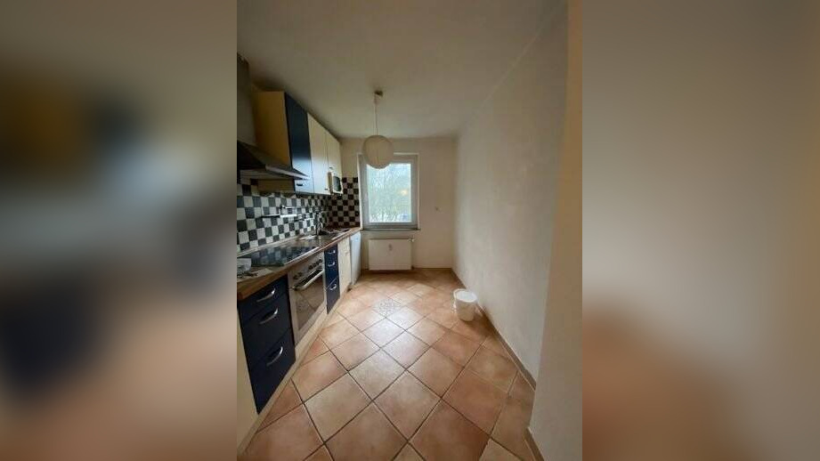 KS-Nähe Vorderer Westen, schöne, großzügige 3 Zimmer, Küche, Bad, Balkon – 34121 Kassel – Vorschaubild 3