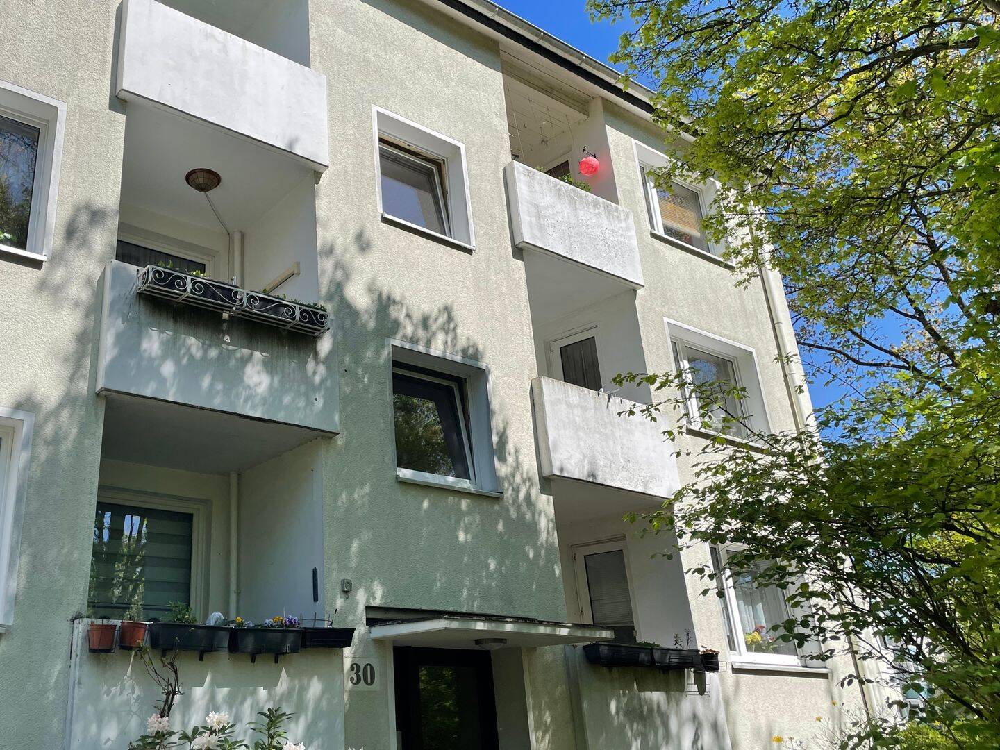 Ellenerbrok-Schevemoor / Gepflegte 2-Zimmer Hochparterrewohnung mit Südbalkon – 28325 Bremen – Vorschaubild 3