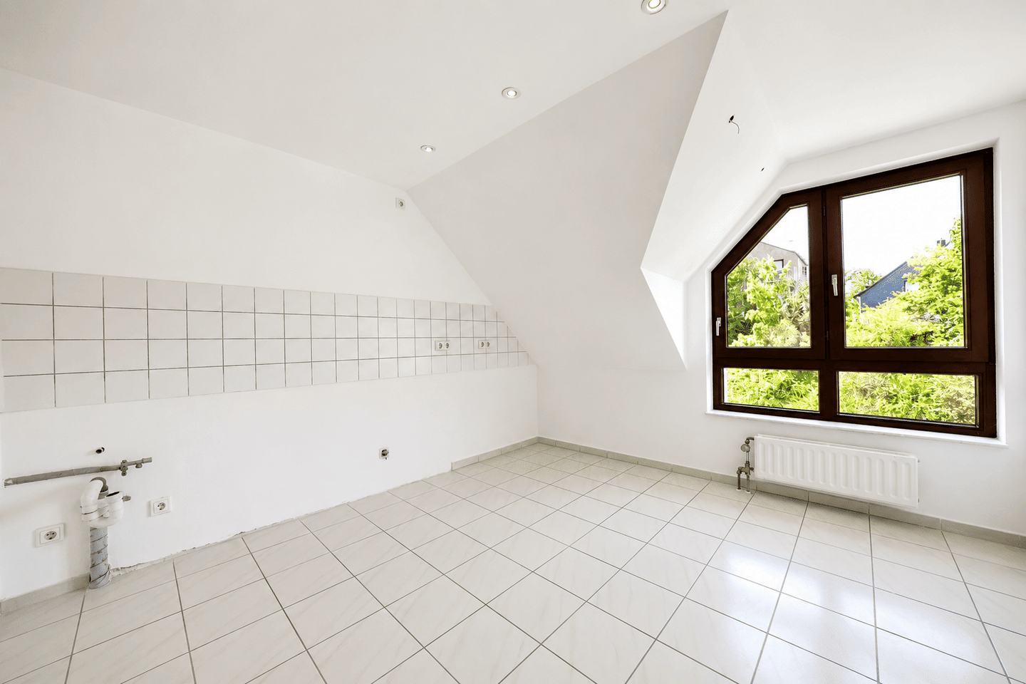 Stilvolle Maisonettewohnung mit Garage, Balkon und Platz für die ganze Familie in Köln-Mengenich – 50829 Köln – Vorschaubild 3