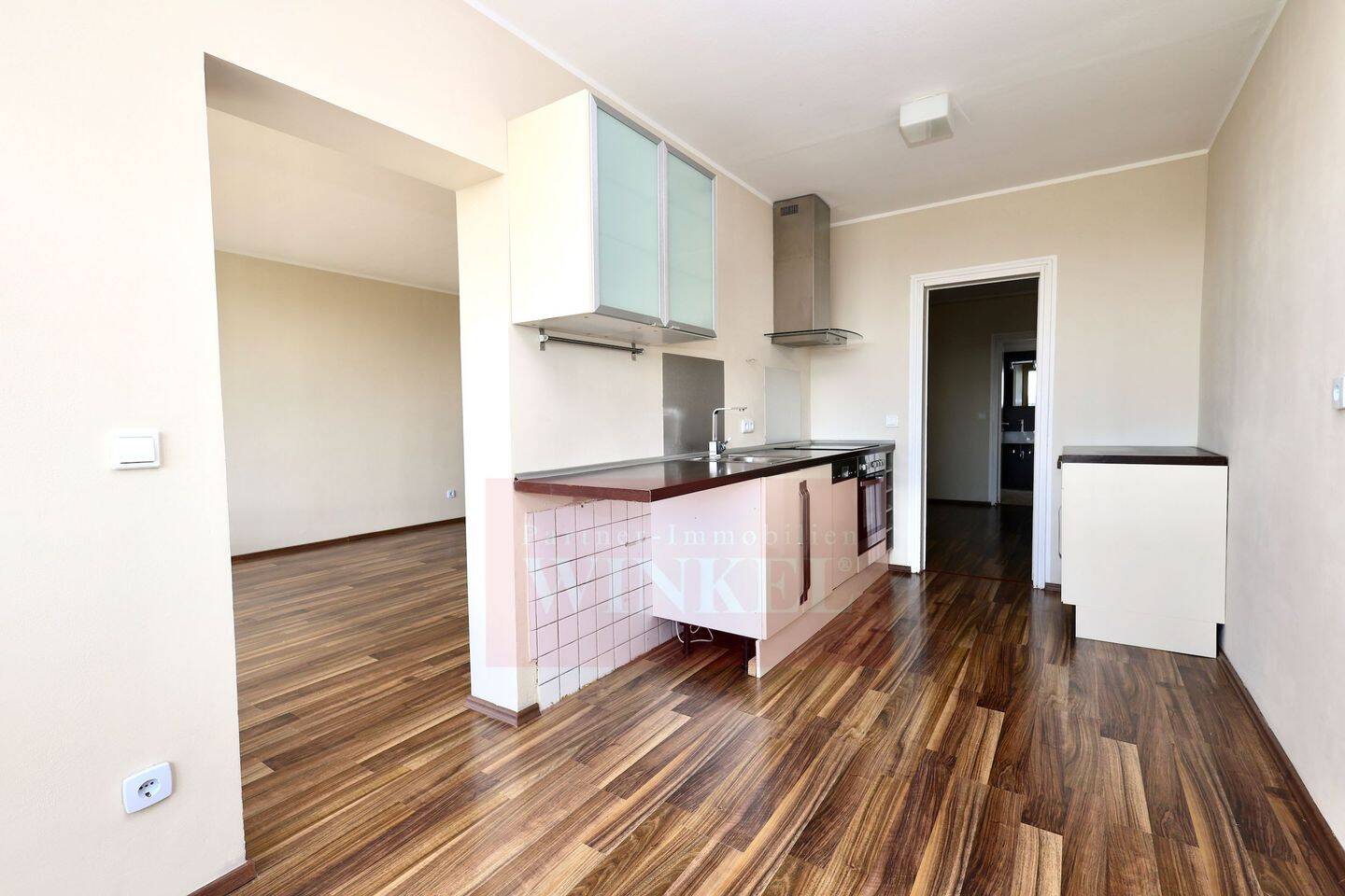 2-ZIMMERWOHNUNG MIT EINBAUKÜCHE, STELLPLATZ & BALKON -leerstehend- – 53177 Bonn – Vorschaubild 3