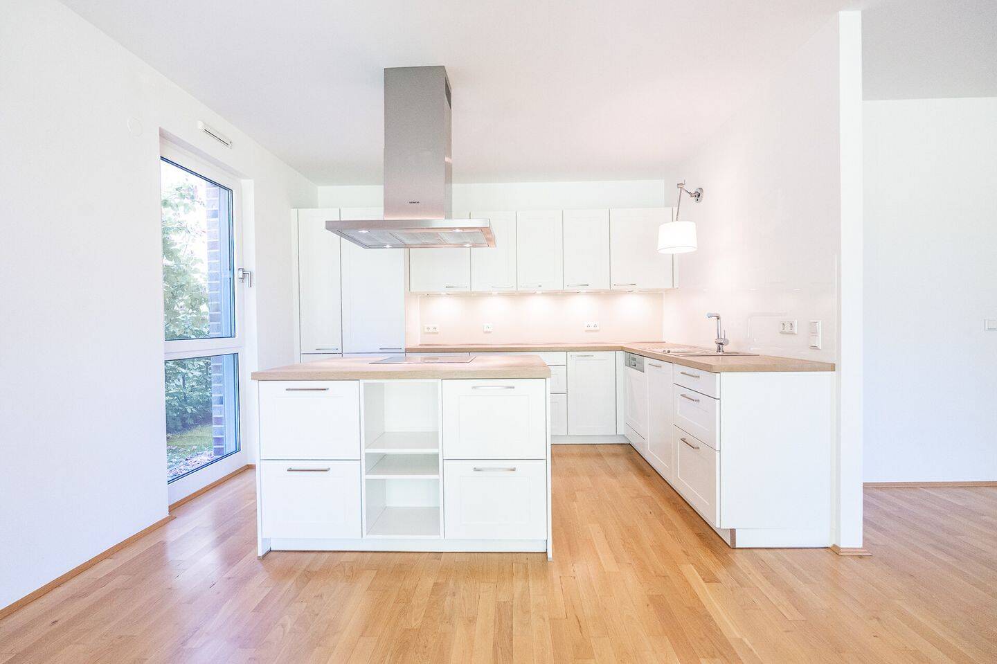 Moderne Maisonettewohnung mit Hauscharakter, überdachter Terrasse und großem Sonnenbalkon – 22397 Hamburg – Vorschaubild 3