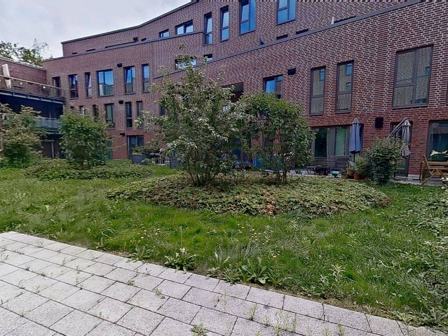 Modernes Wohnen auf zwei Ebenen: Stilvolle Maisonette-Wohnung mit eigenem Garten in Rissen – 22559 Hamburg – Vorschaubild 3