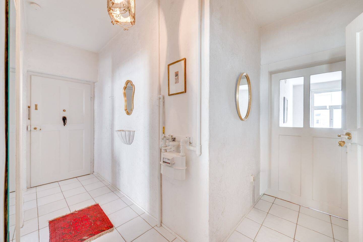 AIGNER – Stilvolle 2-Zimmer-Wohnung mit Altbaucharme in Neuhausen-Nymphenburg – 80637 München – Vorschaubild 3
