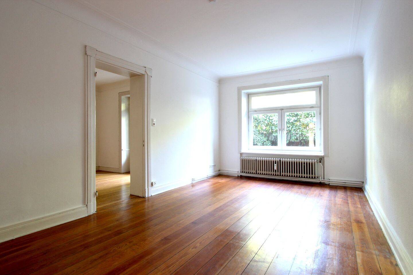 Rohdiamant | Hoheluft-Ost/Eppendorf | Jugendstil-Altbau | 4-Zimmer-Wohnung | zwei Gartenbereiche – 20251 Hamburg – Vorschaubild 3