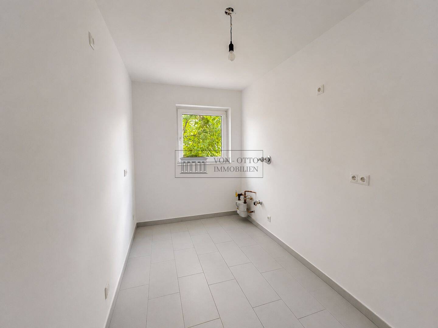 Einziehen oder vermieten – Modernisierte Wohnung mit Balkon – 51063 Köln – Vorschaubild 8