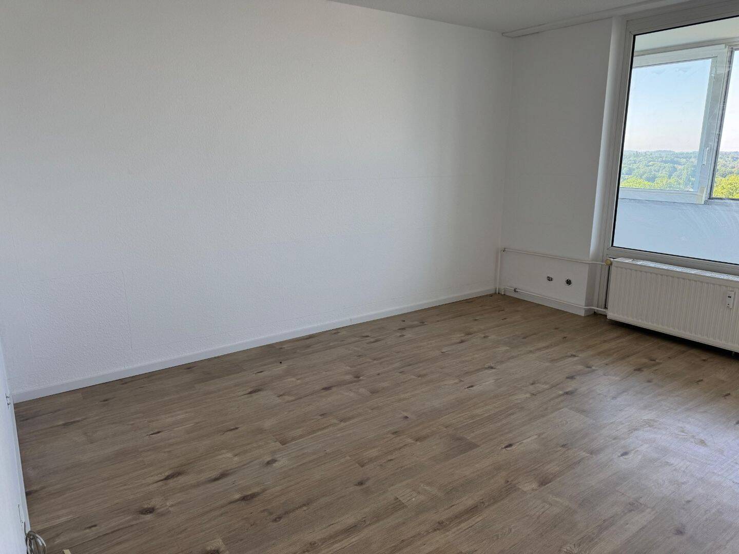 Frisch sanierte 2,5-Zimmer-Wohnung, Kiel + Wohnraumerweiterung – 24109 Kiel – Vorschaubild 3
