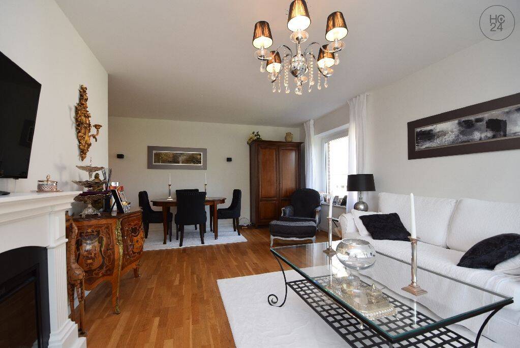 Klassisch-elegant möblierte Wohnung mit Balkon Nähe Rodenkirchener Rheinufer – 50999 Köln – Vorschaubild 3