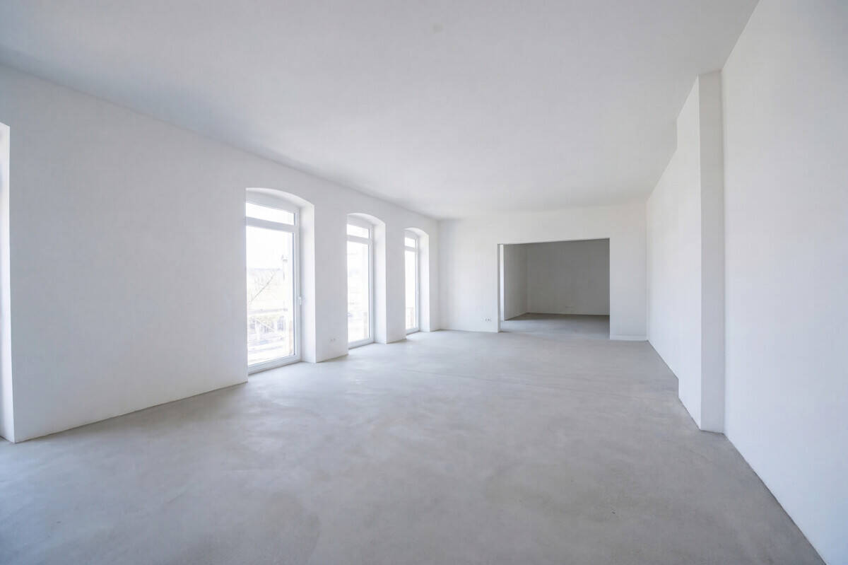 Friedrichshain: Altbau-Wohnung mit 3-4 Zimmern, Balkon, inkl. Sanierung mit hochwertiger Ausstattung – 10249 Berlin – Vorschaubild 3