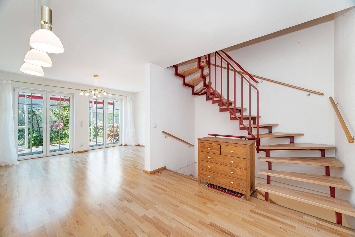 Sonniges Reihenmittelhaus mit Südterrasse, sofort bezugsfrei! – 81827 München – Vorschaubild 3