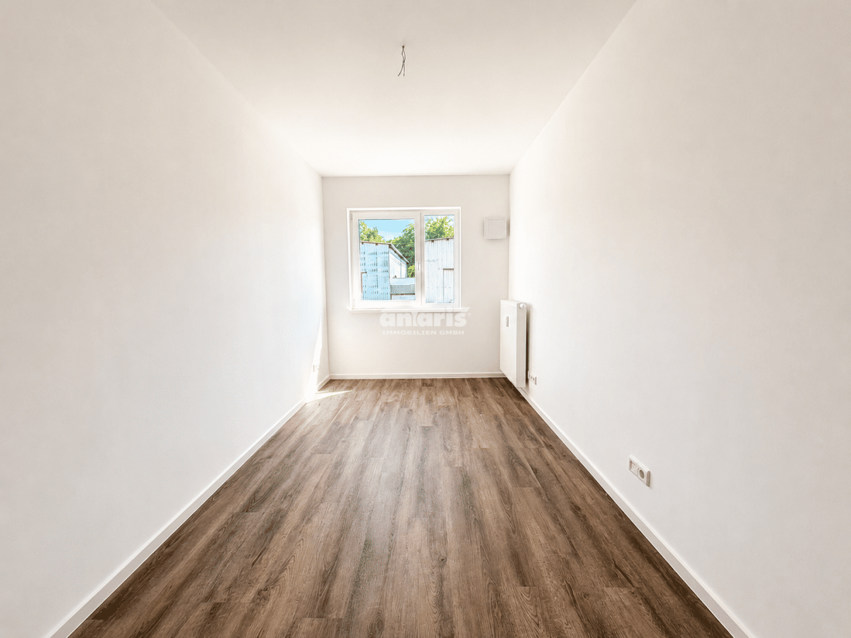 antaris Immobilien GmbH **Ein Zuhause zum Verlieben: Helle 4-Raum-Wohnung mit Balkon** – 99085 Erfurt – Vorschaubild 3