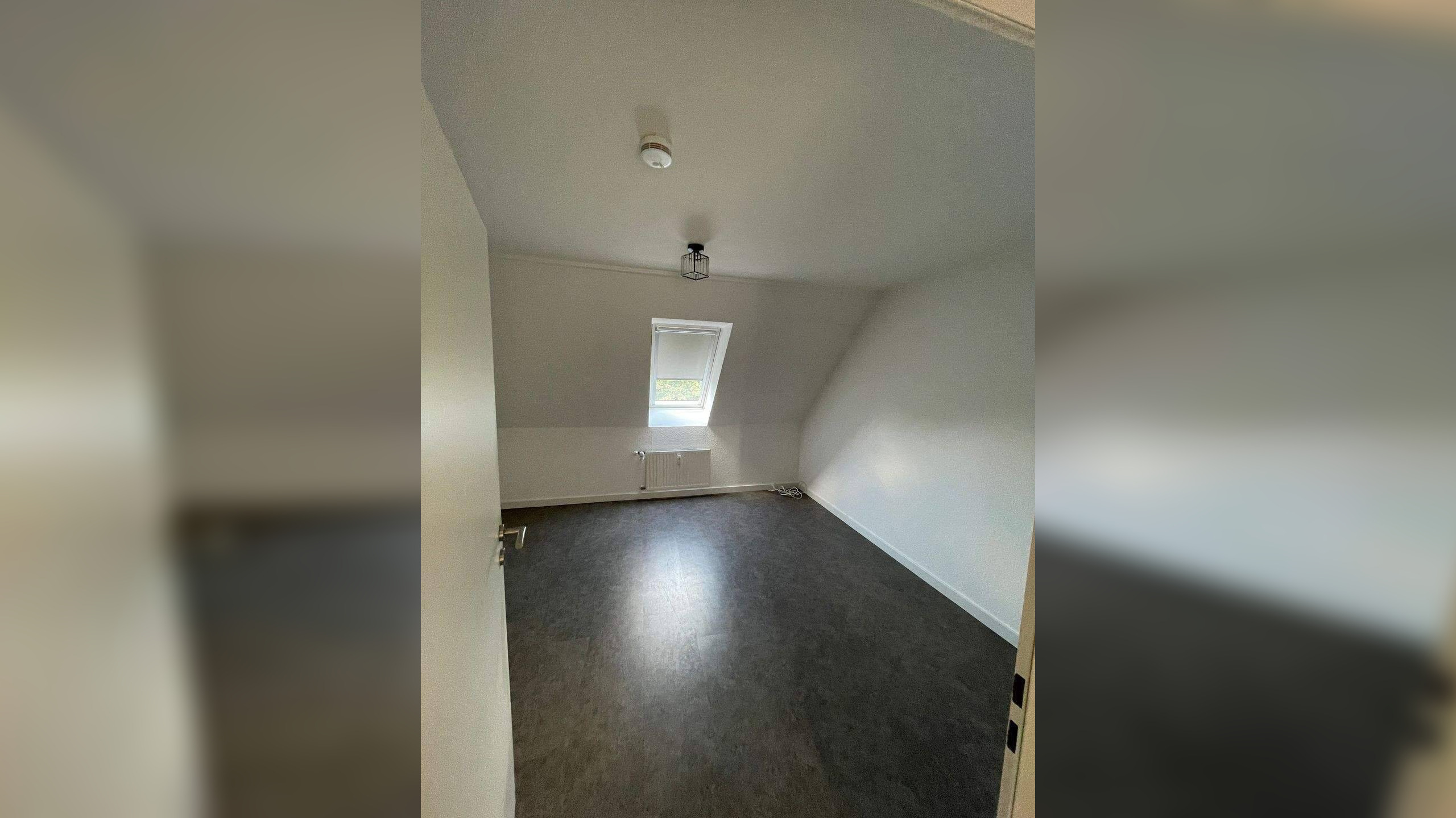 Charmante 3,5-Zimmer-Maisonettewohnung im Dachgeschoss – 22547 Hamburg – Vorschaubild 4