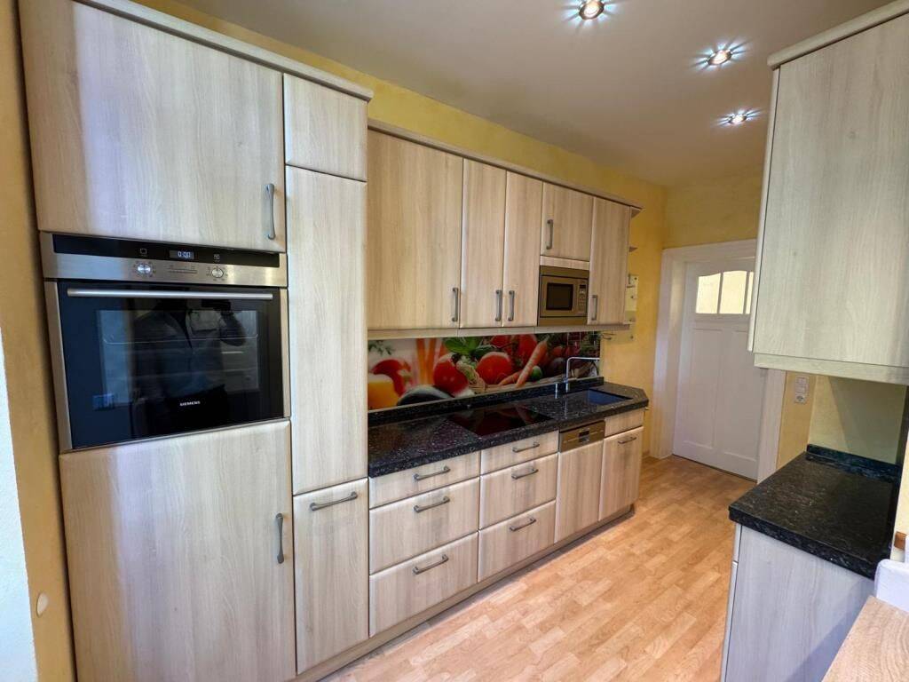 Charmante 3-Raum-Wohnung mit tollem Grundriss und Altbaucharme – 99099 Erfurt – Vorschaubild 3