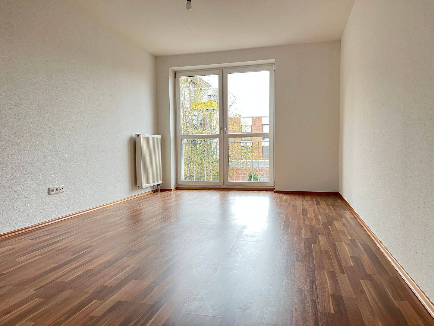 Großzügige 4-Zimmer-Wohnung mit Balkon im Herzen von Rissen! – 22559 Hamburg – Vorschaubild 4