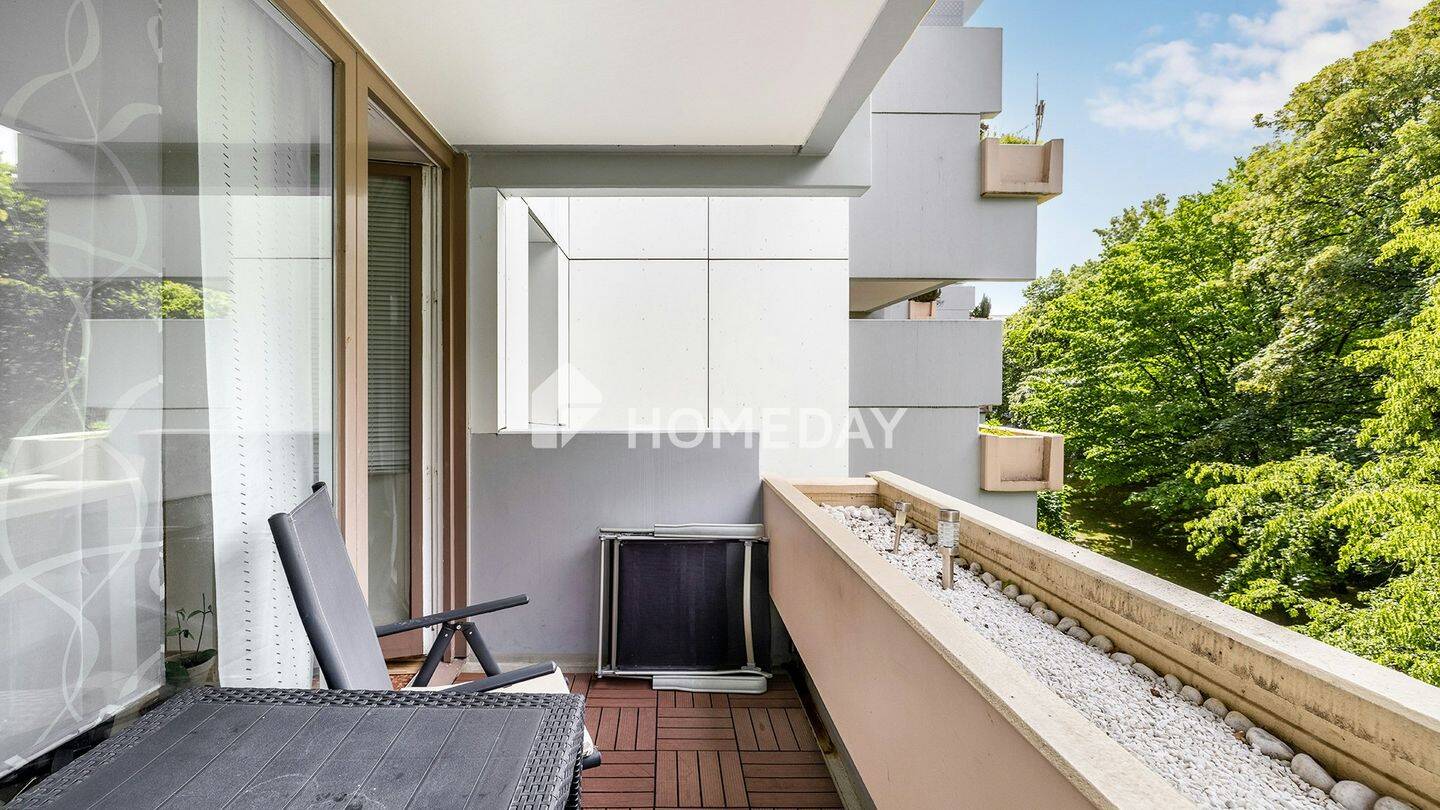 Gepflegte Eigentumswohnung mit Balkon, TG-Stellplatz und Aufzug – 81737 München – Vorschaubild 3