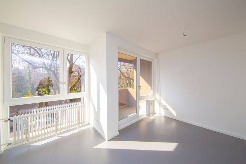 1 Zi-Whg mit Südbalkon EBK Aufzug im VH 2. OG mit Blick ins Grüne – 12161 Berlin – Vorschaubild 3