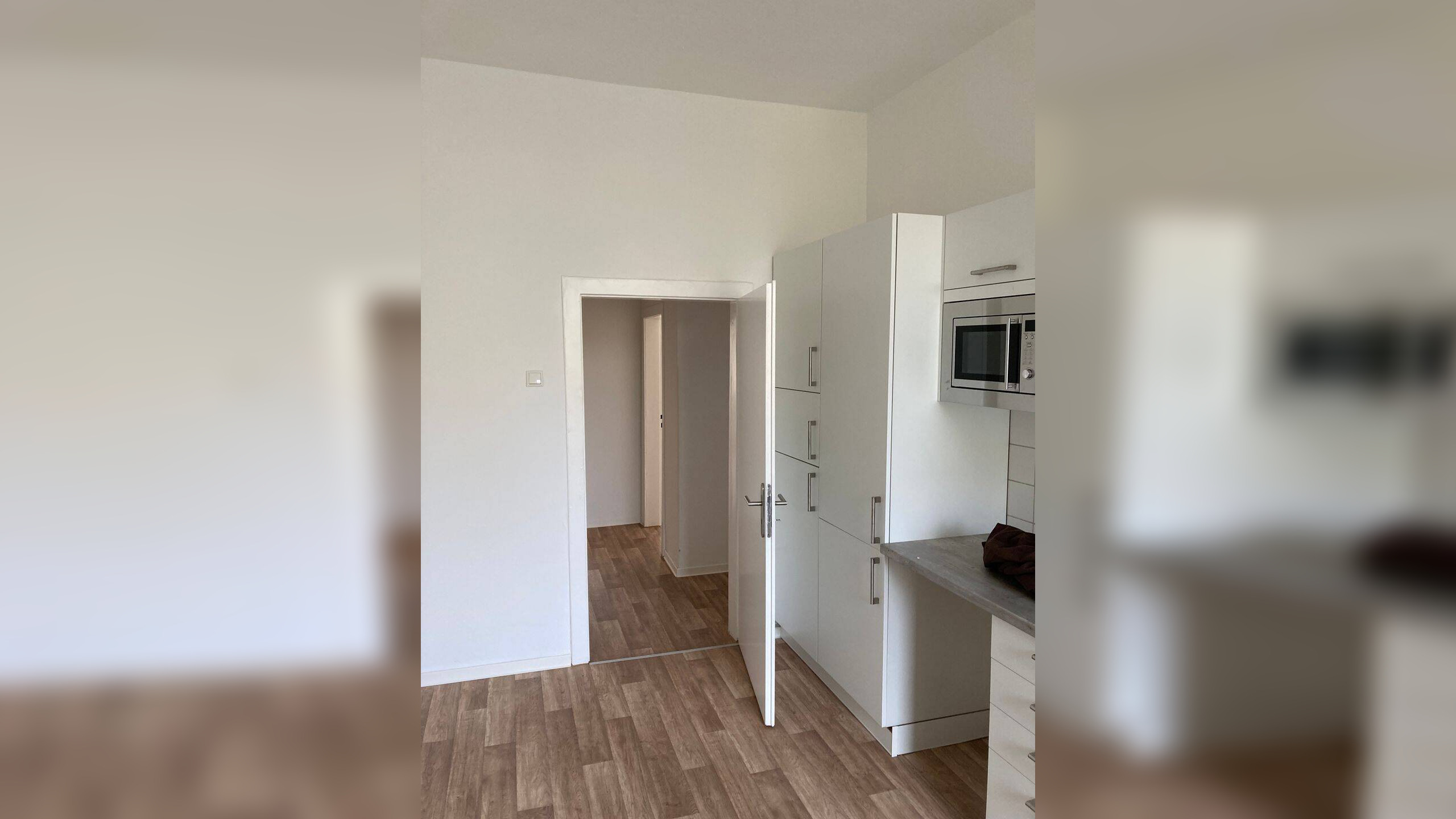 Attraktive 3. Zimmer-Wohnung mit Balkon und EBK – 47053 Duisburg – Vorschaubild 3