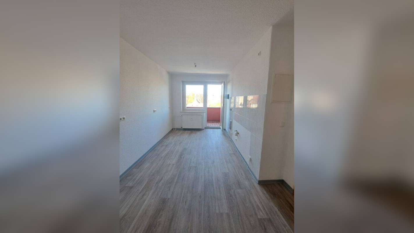 DD-Löbtau – helle 2 Zimmerwohnung – 1159 Dresden – Vorschaubild 3