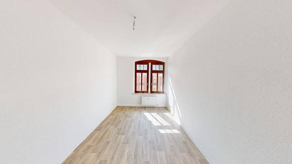 Bezugsfertige 2-Raum-Wohnung mit Dusche – Chemnitz – Vorschaubild 3