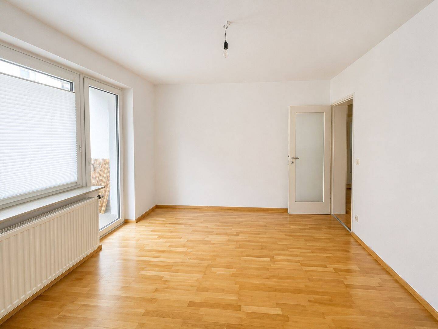 AIGNER – Solide vermietete 2,5-Zimmer-Wohnung mit Westbalkon nahe Laimer Platz – 80686 München – Vorschaubild 3
