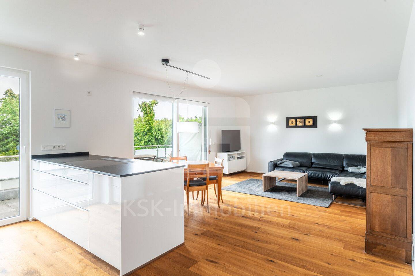 Stilvolle Familienwohnung im exklusiven Bauhaus-Ensemble in Köln-Junkersdorf! – 50858 Köln – Vorschaubild 3