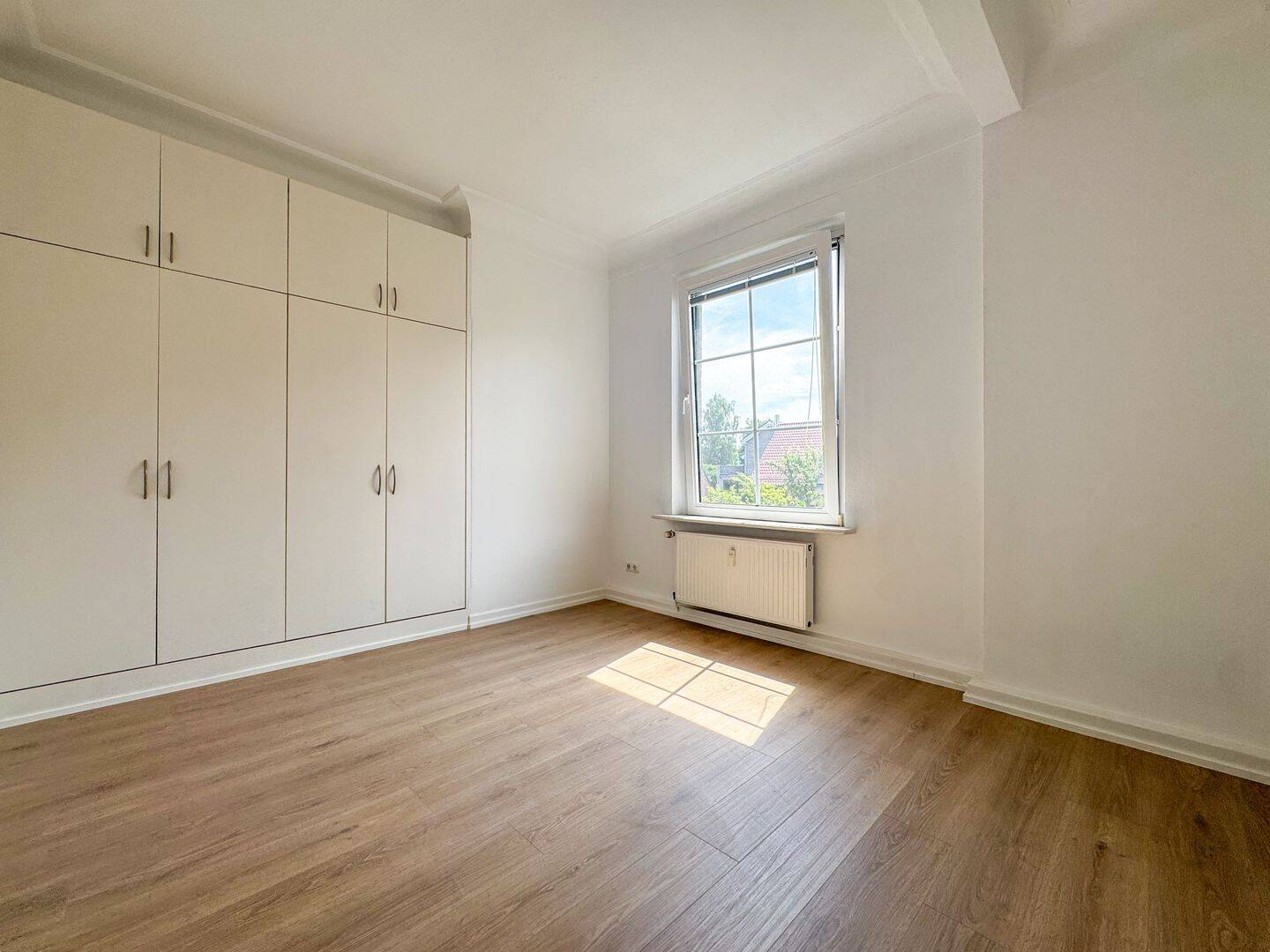 Großzügige Wohnung mit zwei großen Balkonen – 22609 Hamburg – Vorschaubild 7
