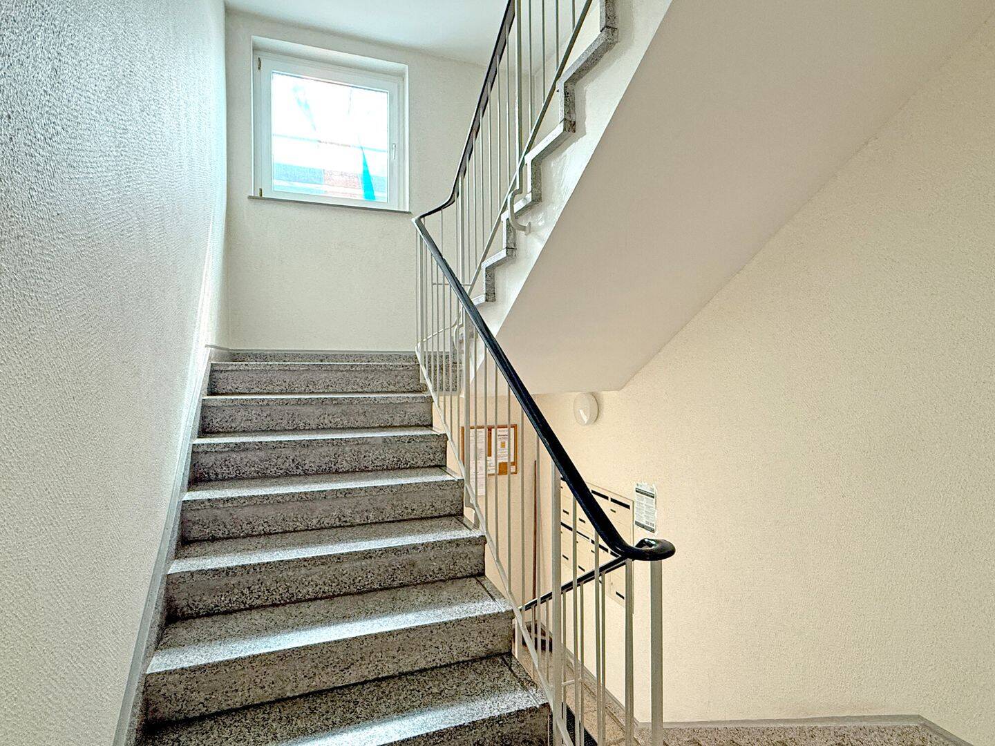 gepflegte 2-Zimmer-Eigentumswohnung zum Kauf in Hamburg Lokstedt – Wentzel Dr. – 22529 Hamburg – Vorschaubild 4