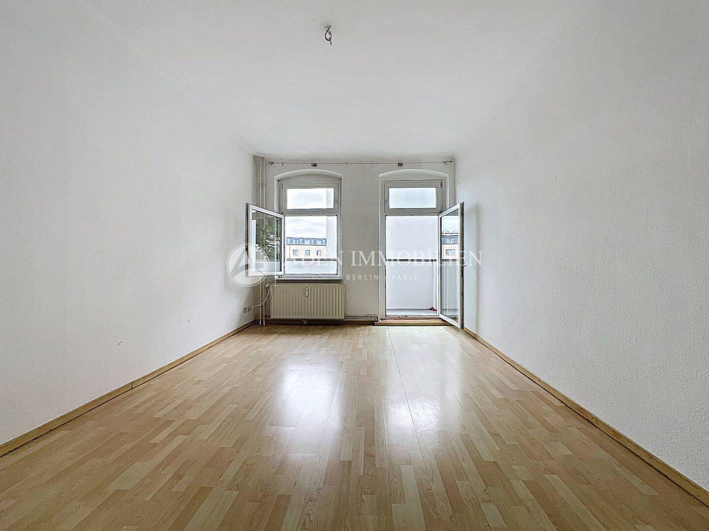 Im Samariterviertel – schönes Altbauhaus mit großem Balkon in ruhiger Lage – 10247 Berlin – Vorschaubild 3